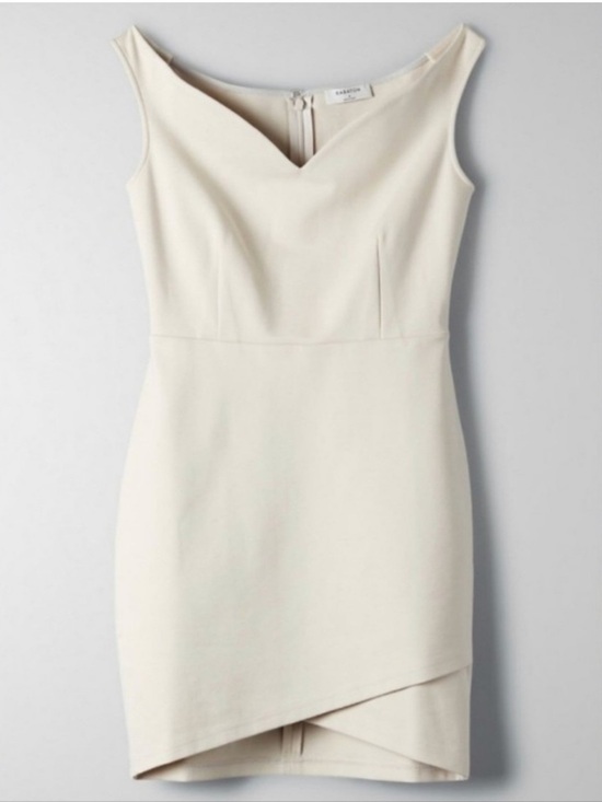 Aritzia Dresses & Skirts - Aritzia Babaton Onyx Dress Ivory Cream Size 8